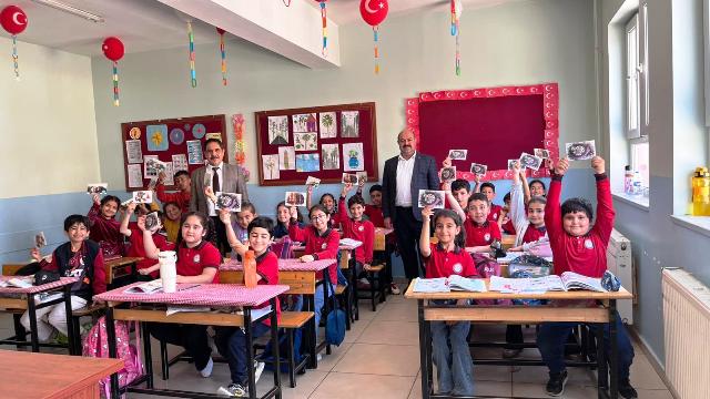 Teknoloji her geçen gün gelişse de bayram tebriğinin taşıdığı manevi