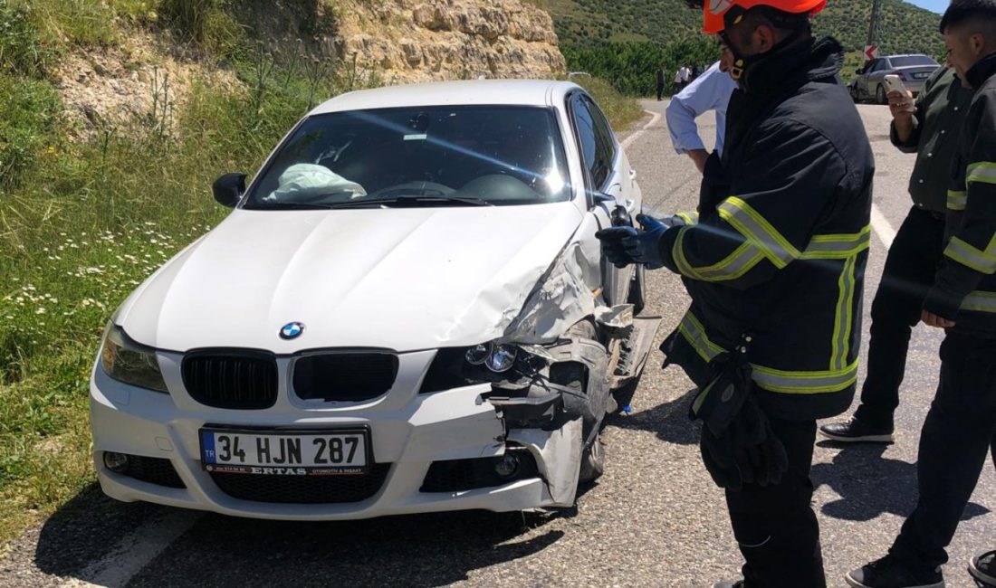 Mardin’de iki otomobil çarpıştı: 5 yaralıKaza, Yeşilli ilçesine bağlı kırsal