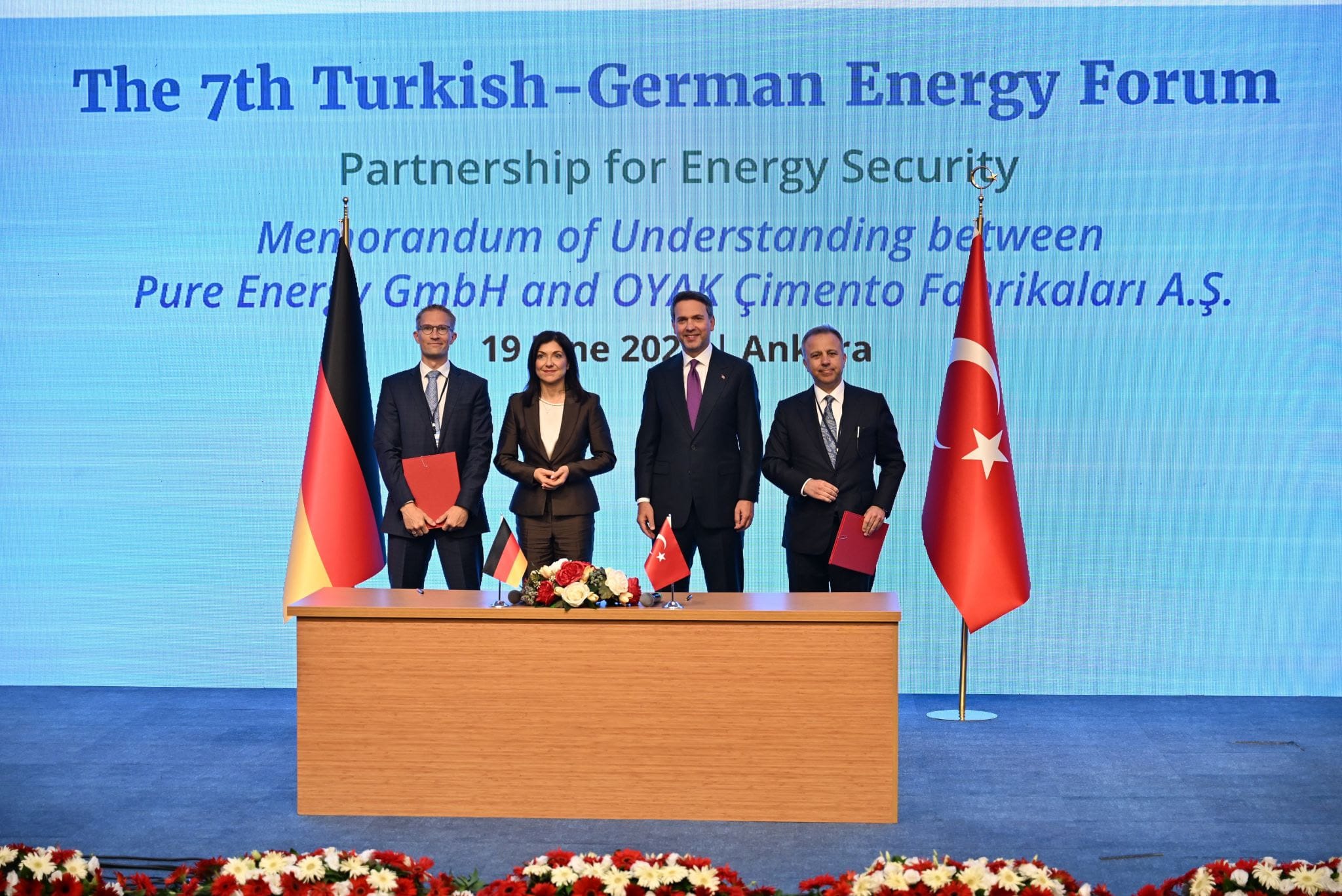 OYAK Çimento ile Almanya merkezli temiz teknoloji şirketi PureEnergy, 7.