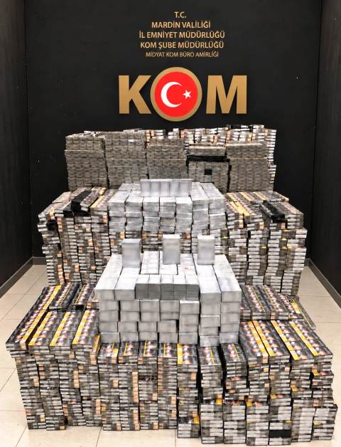 Mardin’in Midyat ilçesinde kaçakçılıkla mücadele kapsamında bir araçta yapılan aramada