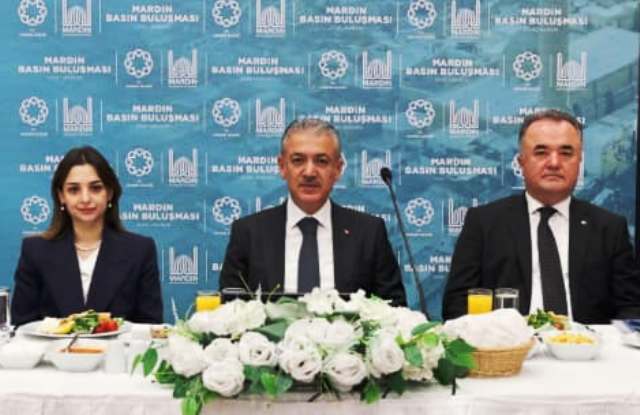 Mardin Valisi ve Büyükşehir Belediye Başkan Vekili Tuncay Akkoyun, Mardin