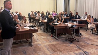MEDİMASTDER Medikal Estetik Akademisi, Türkiye’nin farklı bölgelerinden yaklaşık 60 hekimi