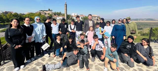 Mardin-Yeşilli ÖNDER İmam Hatipliler Derneği, öğrencileriyle birlikte Diyarbakır’a kültürel ve